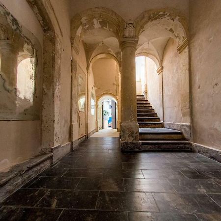 Апартаменты Ortigia Ancient House Сиракузы Экстерьер фото